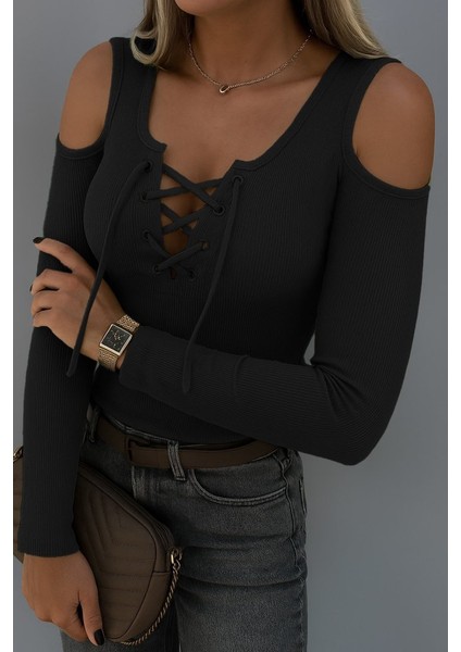 Kadın Omuzlardan Açık Uzun Kollu Bağcıklı Kaşkorse Bluz