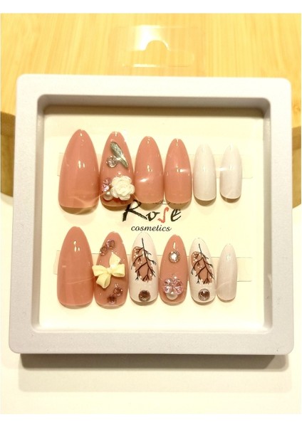 Lüks Tasarım Taşlı Yapay Tırnak