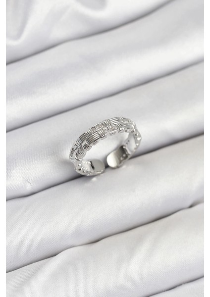 Pirinç Gümüş Renk Zirkon Taşlı Sırım Kadın Yüzük