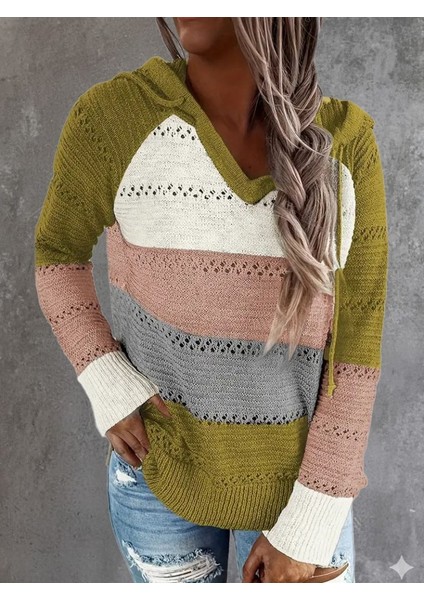 Kadın Uzun Kollu V Yakalı Bağcıklı Kapşonlu Triko Bluz