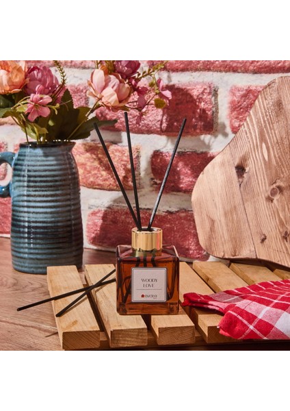 Deco Woody Love Çubuklu Oda Kokusu - Kahverengi - 100 ml