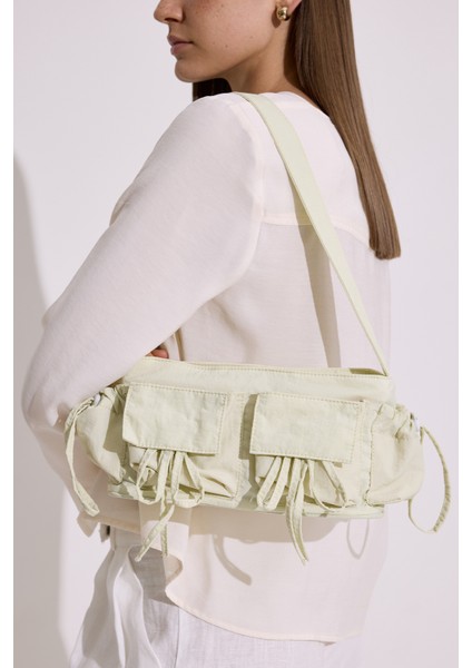 Cep Detaylı Bağcıklı Çanta Sarı