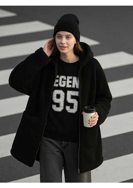 Uzun Kollu Sıfır Yaka Slogan Baskılı Siyah Sweatshırt