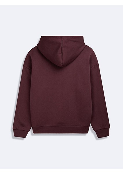 Uzun Kollu Slogan Baskılı Kapüşonlu Sweatshırt modelleri