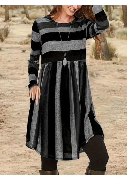 Kadın Uzun Kollu Bisiklet Yaka Çizgili Desen Detaylı Süprem Mini Elbise