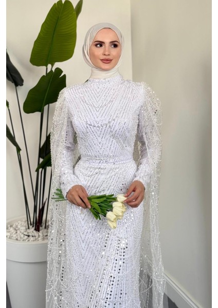 Eloria Pelerinli Boncuk Işlemeli Abiye Beyaz modelleri