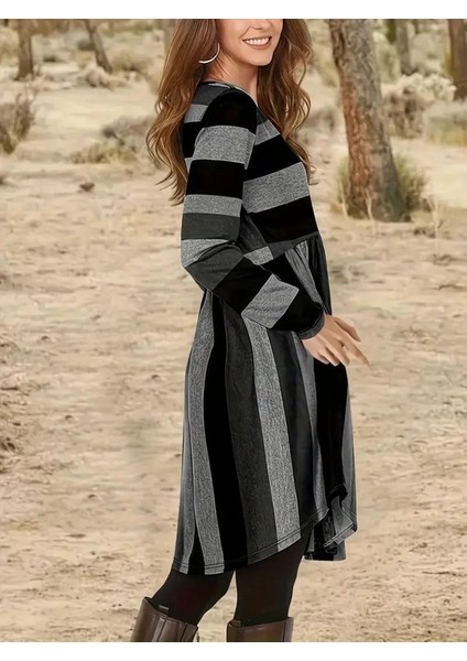 Kadın Uzun Kollu Bisiklet Yaka Çizgili Desen Detaylı Süprem Mini Elbise modelleri