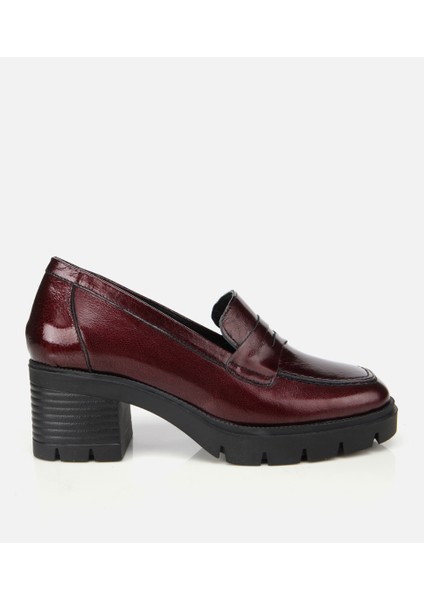 01AYH314470A780 KADIN Rugan Deri Bordo Topuklu Klasik Loafer