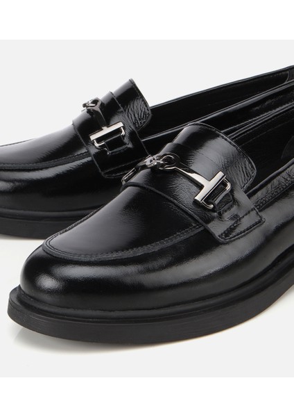 01AYH314400A100 KADIN Deri Siyah Tokalı Klasik Loafer modelleri