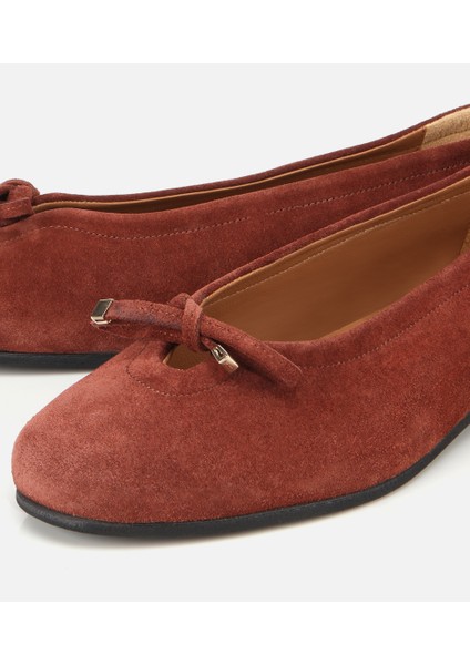 01AYH315440A440 KADIN Süet Deri Kahverengi/kiremit Fiyonk Detaylı Babet modelleri