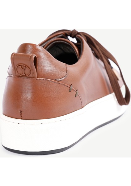 Hafif Tabanlı Deri Sneaker