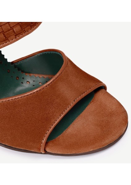 Kösele Kaplama Yumuşak Deri Topuklu Ayakkabı