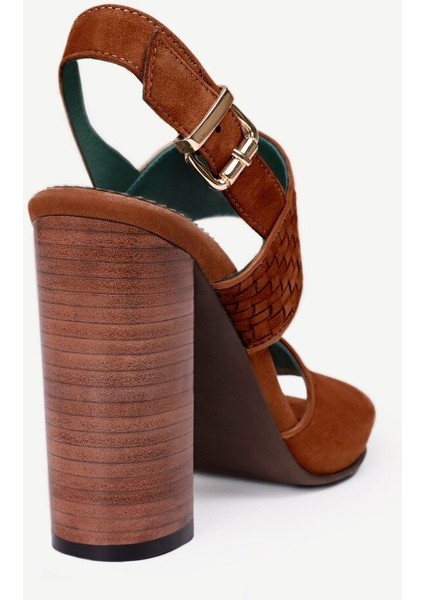 Kösele Kaplama Yumuşak Deri Topuklu Ayakkabı