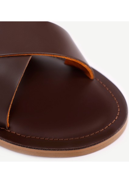 Arkadan Bağlı Deri Sandalet