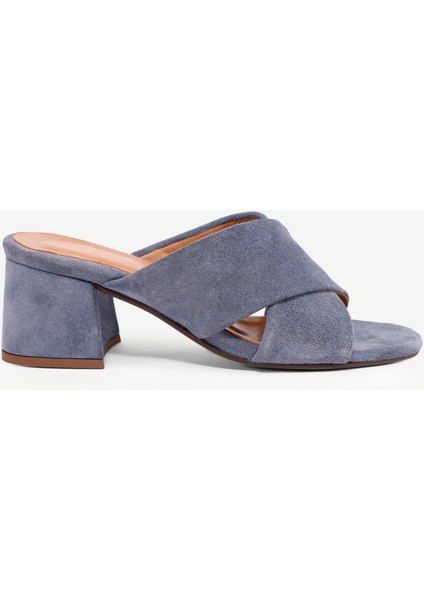 Yumuşak Tabanlı Çapraz Deri Topuklu Terlik