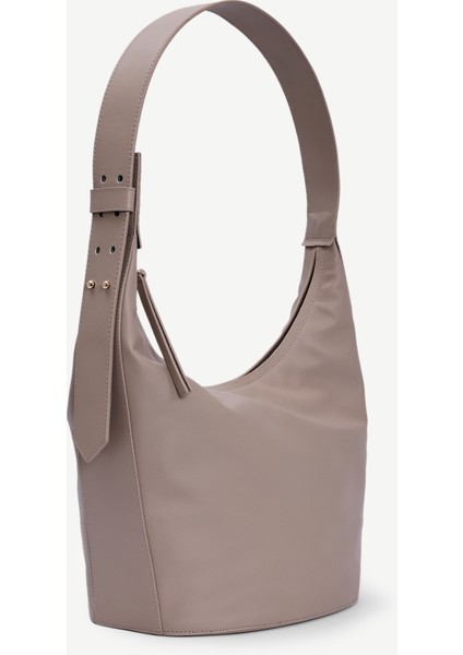 Ayarlanabilir Saplı Deri Omuz Çantası