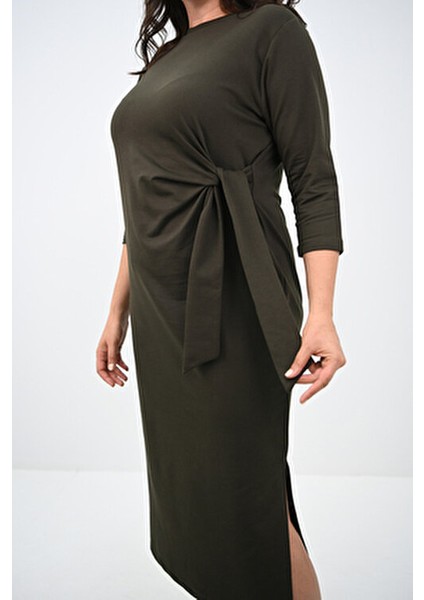 Kadın Büyük Beden Bel Bağlama Detaylı Elbise Şık ve Rahat Tasarım