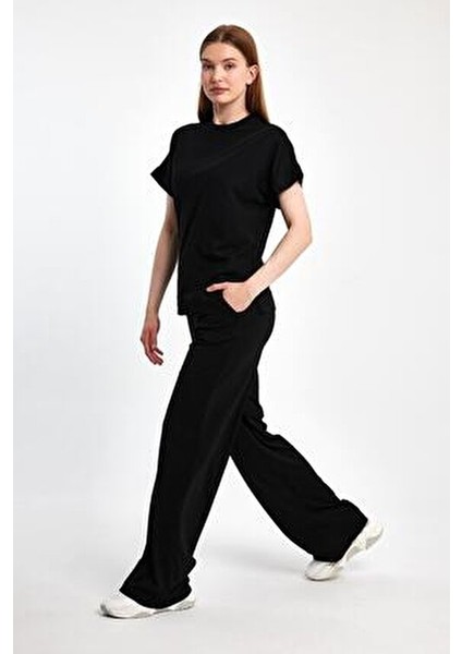 Kadın İkili Takım Düz Desenli Rahat Silüet Günlük Stil İçin Tasarlandı modelleri