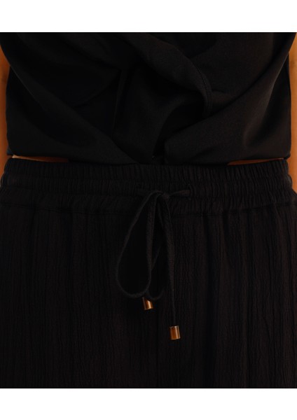 Beli Bağlama Detaylı Pantolon