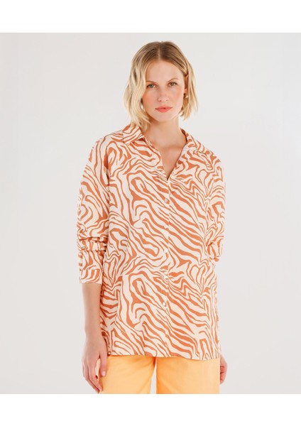 Geniş Yaka Uzun Kol Gömlek