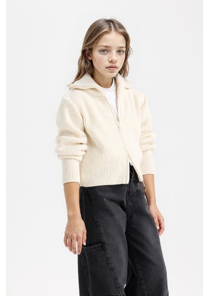 Kız Çocuk Basic Düz Dik Yaka Fermuarlı Triko Hırka C9557A824WN modelleri