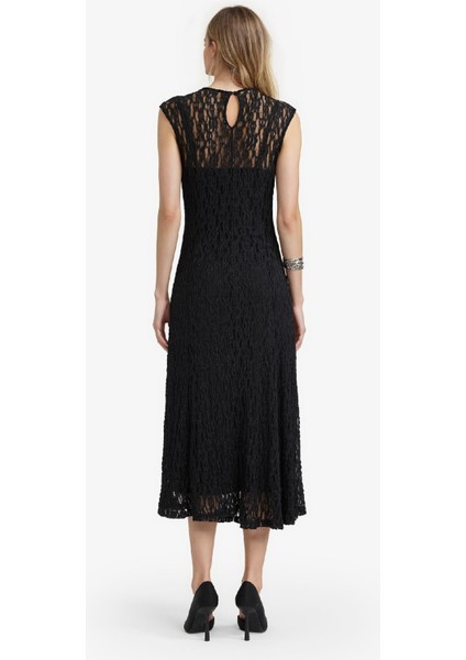 Fitted Bisiklet Yaka Dantel Kısa Kollu Maxi Elbise F8114AX25AU fırsatları