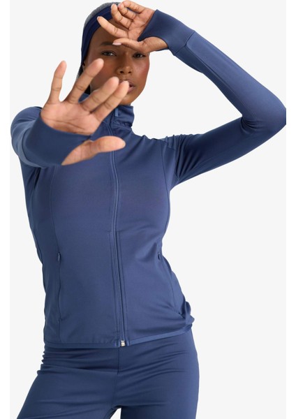 Fit Fitted Vücuda Oturan Ultra Soft Dik Yaka Çift Cepli Parmak Detaylı Fermuarlı Spor Hırka B3985AX25AU