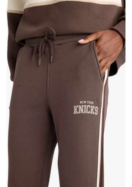 Fit NBA New York Knicks Cepli Standart Boy Jogger Eşofman Altı E9759AX25AU indirimleri