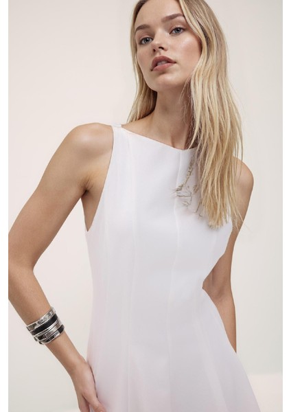 Kayık Yaka Kolsuz Mini Elbise F2692AX25SP fırsatları