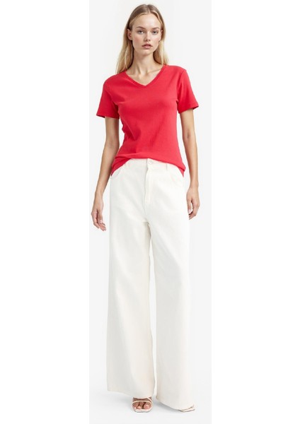 Slim Fit Dar Kesim V Yaka Basic Düz Ribana Kısa Kollu Tişört I1080AZ25AU modelleri