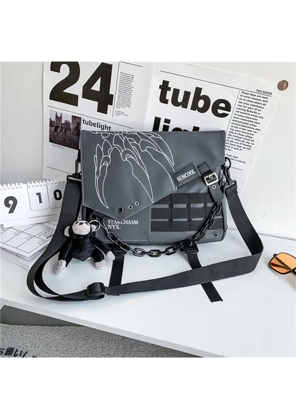 Hip Hop Punk Techwear Crossbody Bag Erkek Kadınlar Çok Fonksiyonlu Su Geçirmez Okul Çantası Tek Omuz Seyahat Dizüstü Bilgisayar Messenger Bagcolor: Siyah (Yurt Dışından)