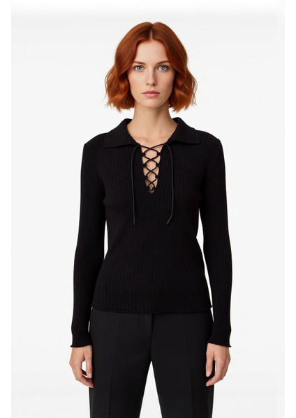 Kadın Siyah Fitilli Triko Üst Fitted Kesim Polo Yaka Bağlamalı Günlük Şık Kombinler Için Ideal