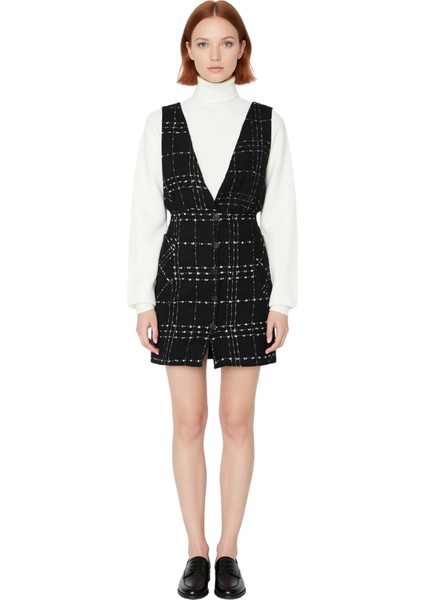 Kadın Tüvit Dokulu V Yaka Jile Elbise Ekose Desenli Mini Boy Kışlık Günlük Şıklık Sunuyor Kaliteli