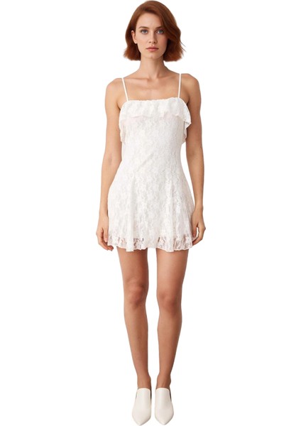 Kadın Skater Kesim Dantel Mini Elbise Askılı Straplez Detaylı Yazlık Şık ve Zarif Görünüm Kaliteli