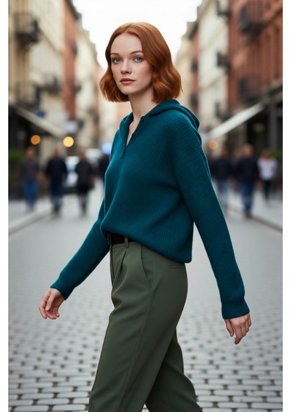 Kadın Yumuşak Dokulu Oversize Kapüşonlu Triko Kazak Soğuk Havalar Için Ideal Günlük Şıklık modelleri