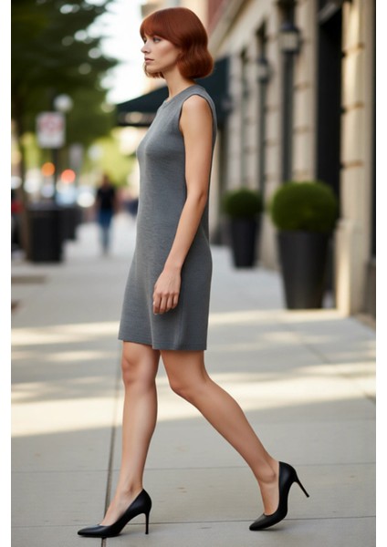 Kadın Kolsuz Bisiklet Yaka Düz Desen Triko Mini Elbise Kışlık Kombinler Için Şık Seçim Kaliteli modelleri