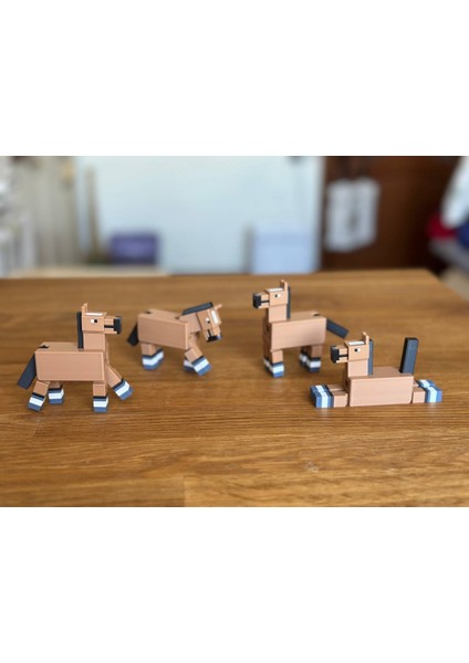 Minecraft Temalı At Figürü – Oyun Temalı Dekoratif Figür Fanart fiyatları