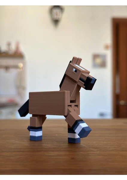 Minecraft Temalı At Figürü – Oyun Temalı Dekoratif Figür Fanart