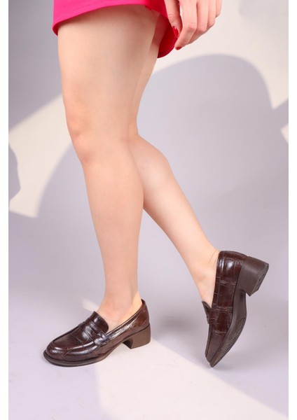 Melrose Kroko Desenli Loafer Kahverengi fiyatları