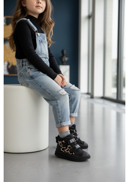 Paws Kelebekli Çift Cırtlı Kız Bebek ve Çocuk Bot fırsatları