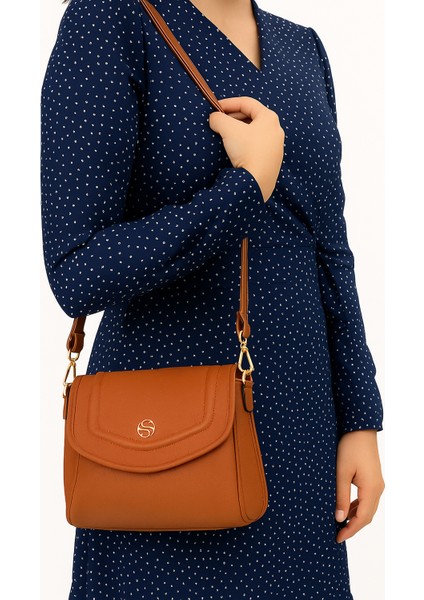 Çapraz Askılı Fermuar Detaylı Kadın Çantası Taba fırsatları