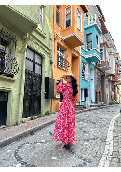 Tesettür Kırmızı Papatya Kloş Poplin Elbise modelleri