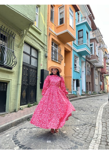 Tesettür Kırmızı Papatya Kloş Poplin Elbise fırsatları