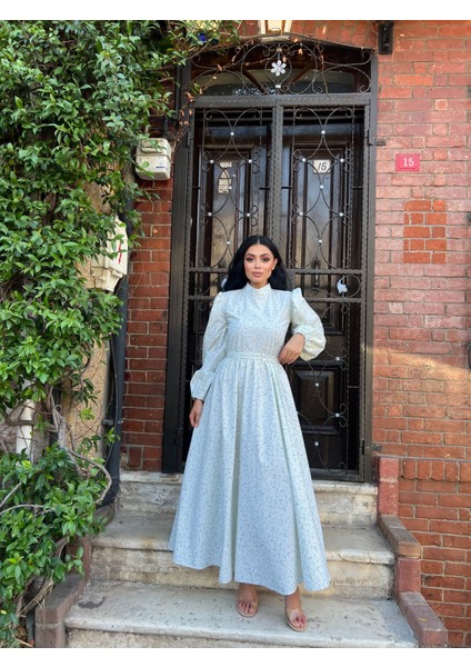 Tesettür Su Yeşili Papatya Kloş Poplin Elbise fırsatları