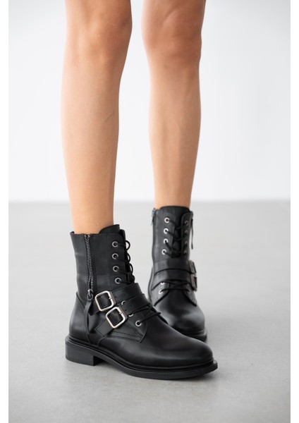 Davine Hakiki Deri Bağcık ve Toka Detaylı Yandan Fermuarlı Kadın Bot- Siyah fiyatları