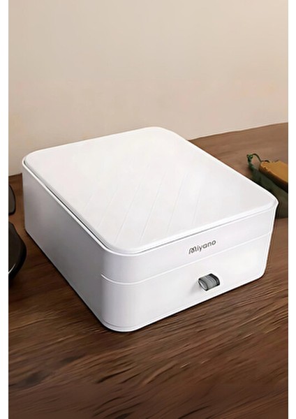 S10 Takı Kutusu Aynalı Beyaz Renkli Fonksiyonel ve Dekoratif Tasarım