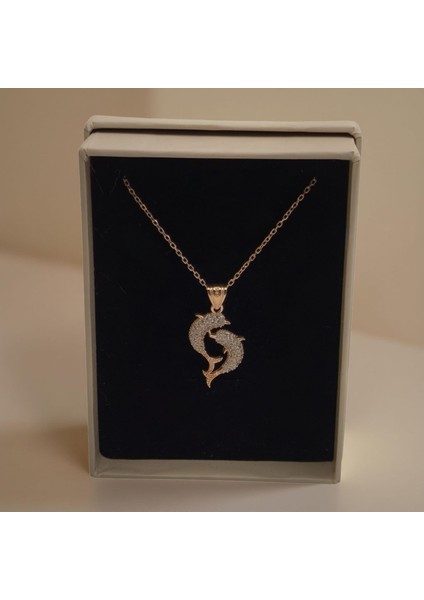 925 Ayar Gold Kaplama Çift Yunus Balığı Gümüş Kolye – Zirkon Taşlı, 45 cm Zincir
