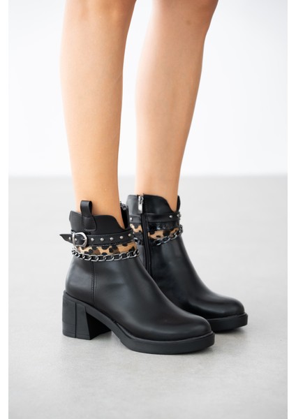 Shoy Leopar Zincir Aksesuarlı Kadın Bot-Siyah fırsatları