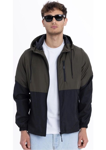 İçi Astarlı Su ve Rüzgar Geçirmez Cepli Erkek Yağmurluk