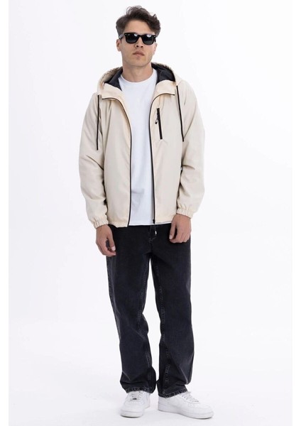 İçi Astarlı Su ve Rüzgar Geçirmez Erkek Cepli Yağmurluk